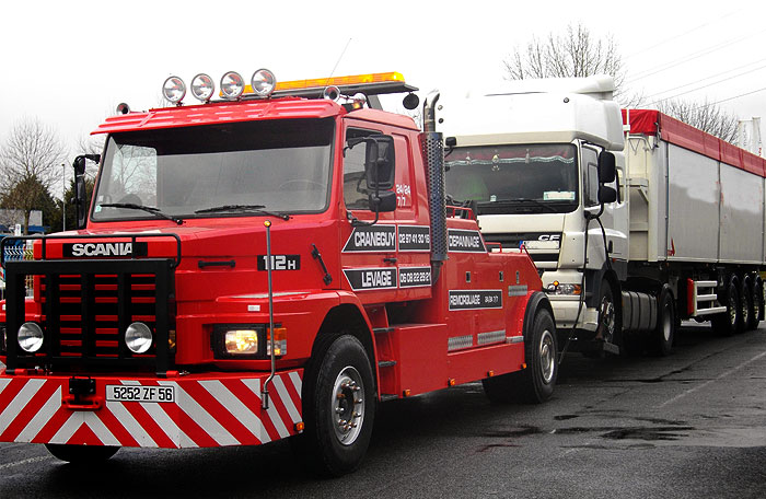 Remorquage de poids lourds et bus en Bretagne